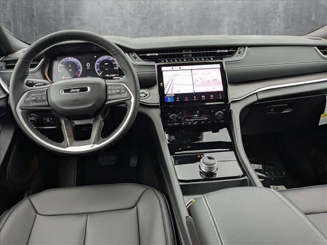 new 2025 Jeep Grand Cherokee car, priced at $41,036