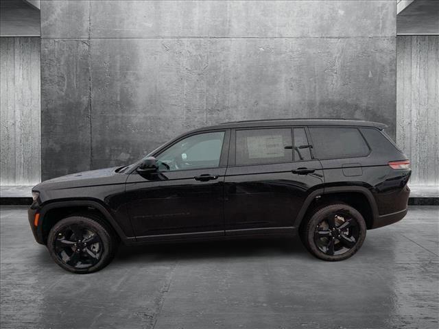 new 2025 Jeep Grand Cherokee car, priced at $41,036