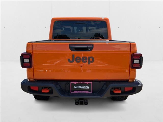 new 2025 Jeep Gladiator car, priced at $43,789