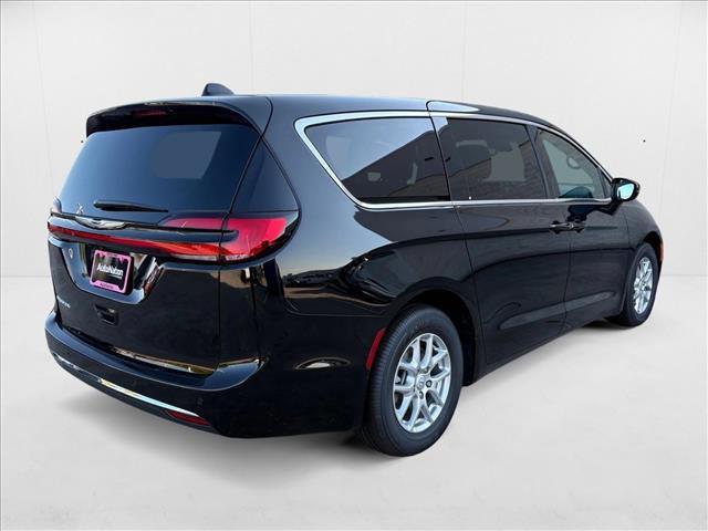 new 2026 Chrysler Pacifica car, priced at $39,441