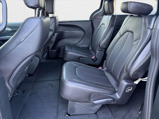 new 2026 Chrysler Pacifica car, priced at $39,441