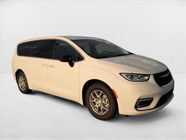 new 2026 Chrysler Pacifica car, priced at $39,964