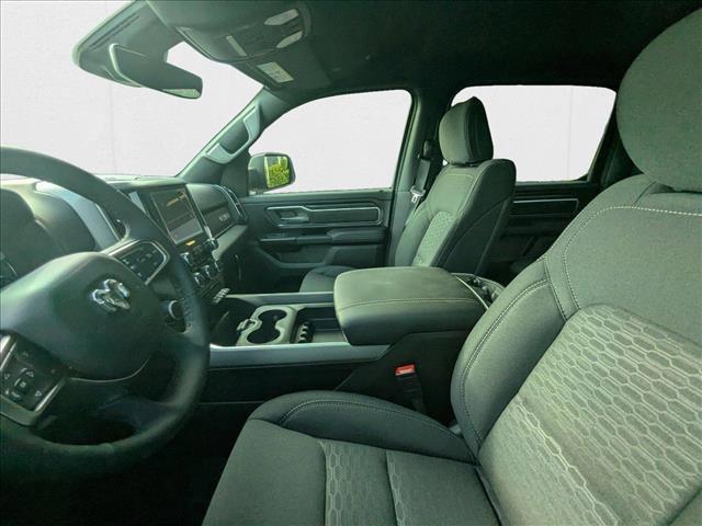 new 2025 Ram 1500 car, priced at $47,611