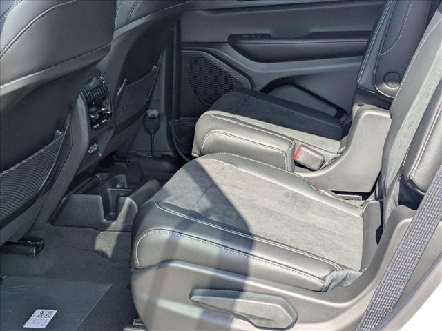 new 2025 Jeep Grand Cherokee car, priced at $36,337