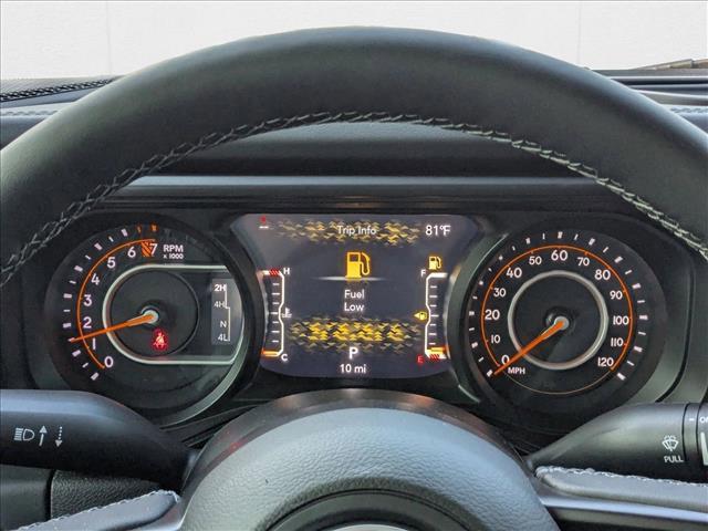 new 2025 Jeep Gladiator car, priced at $44,695