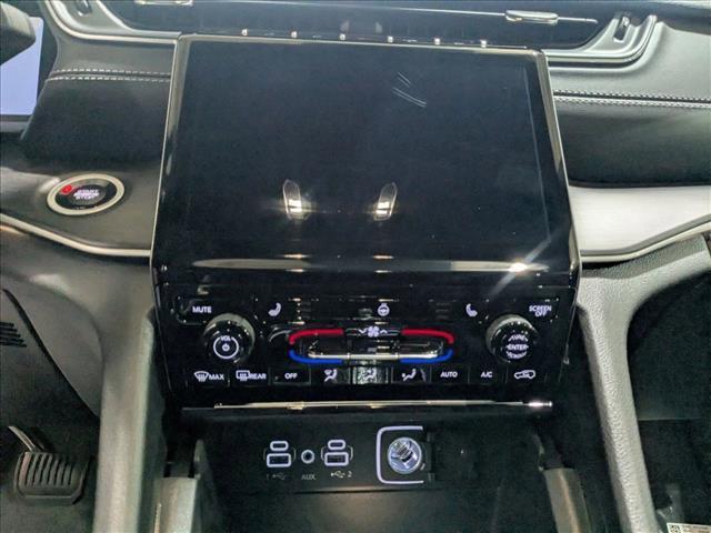 new 2025 Jeep Grand Cherokee car, priced at $43,811