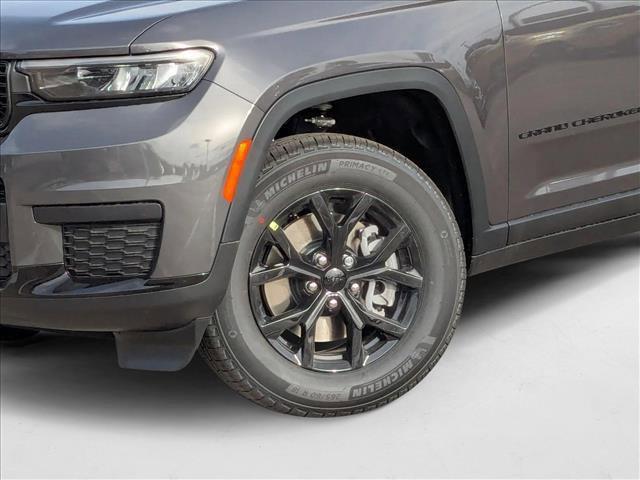new 2025 Jeep Grand Cherokee car, priced at $36,054