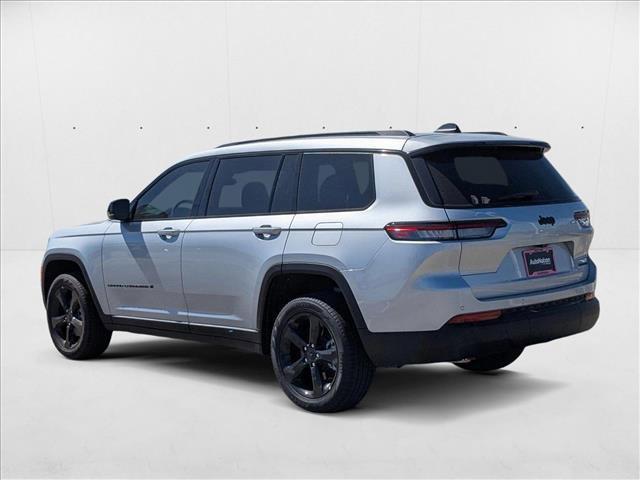 new 2025 Jeep Grand Cherokee car, priced at $39,956