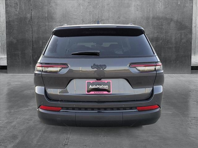 new 2025 Jeep Grand Cherokee car, priced at $37,054