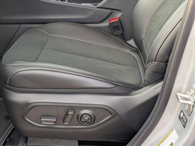 new 2025 Jeep Grand Cherokee car, priced at $37,054