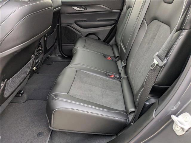 new 2025 Jeep Grand Cherokee car, priced at $37,554