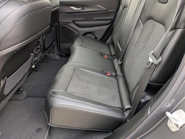 new 2025 Jeep Grand Cherokee car, priced at $36,304