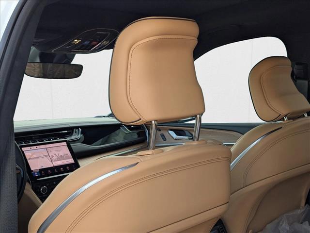 new 2025 Jeep Grand Cherokee car, priced at $56,809