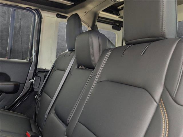 new 2025 Jeep Wrangler car, priced at $48,389