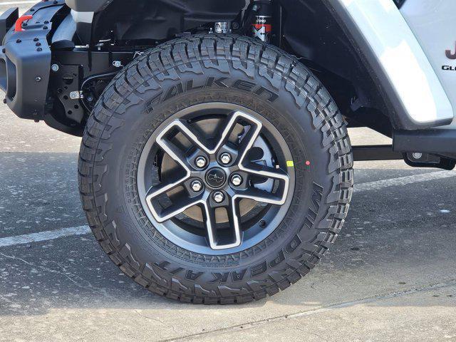 new 2025 Jeep Gladiator car, priced at $49,128