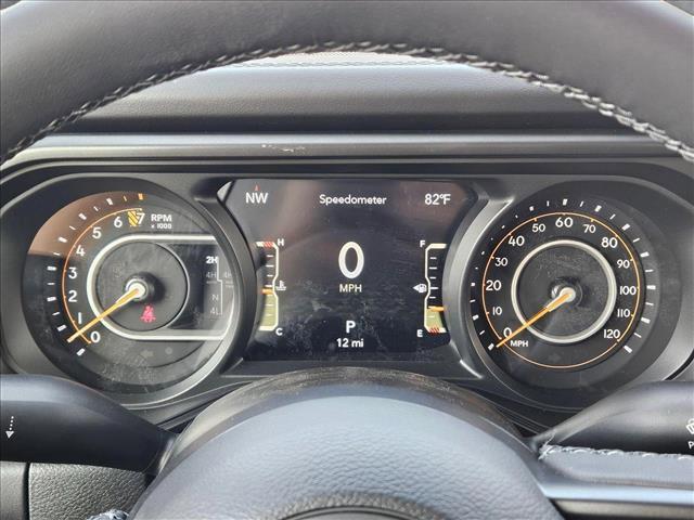 new 2025 Jeep Gladiator car, priced at $49,128