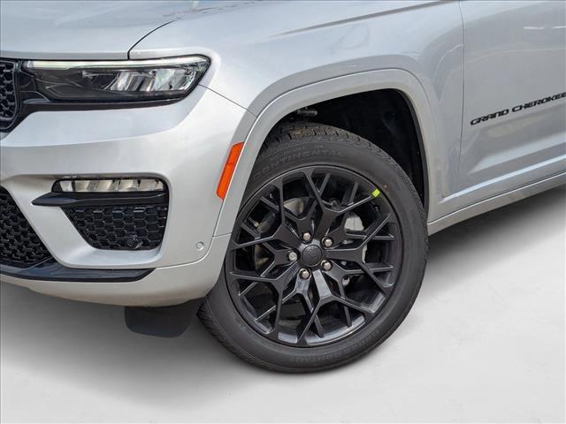 new 2025 Jeep Grand Cherokee car, priced at $53,911