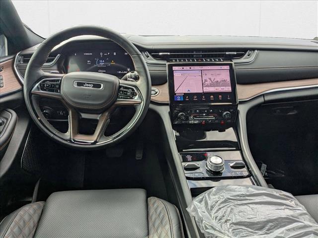new 2025 Jeep Grand Cherokee car, priced at $53,911