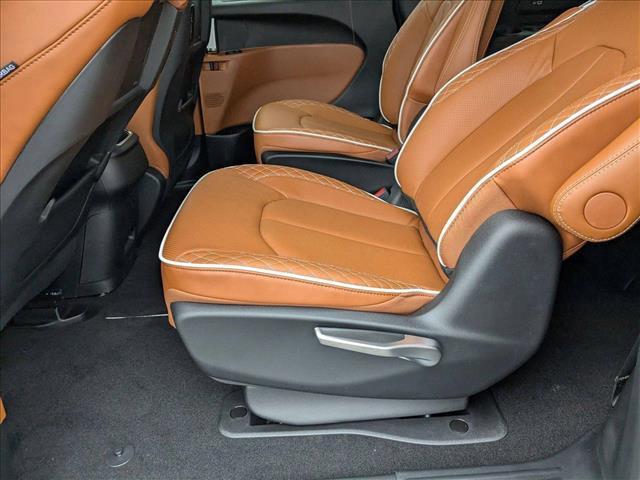 new 2025 Chrysler Pacifica car, priced at $54,775