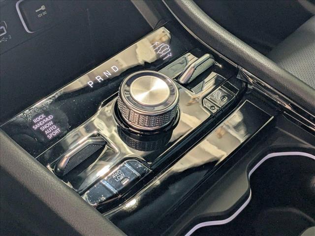 new 2025 Jeep Grand Cherokee L car, priced at $55,300