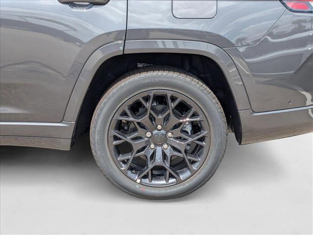 new 2025 Jeep Grand Cherokee car, priced at $56,945