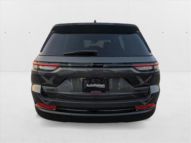 new 2025 Jeep Grand Cherokee car, priced at $42,300