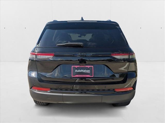new 2025 Jeep Grand Cherokee car, priced at $37,136