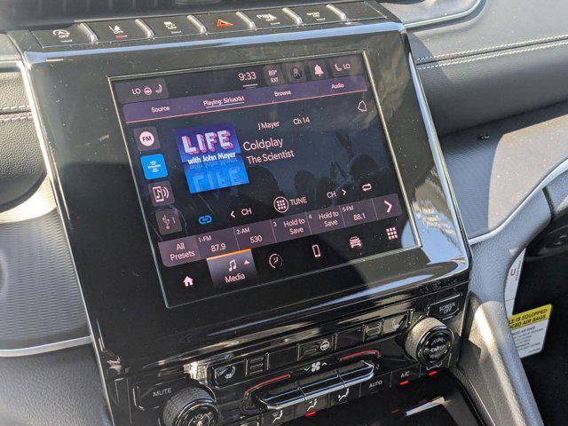 new 2025 Jeep Grand Cherokee car, priced at $39,096