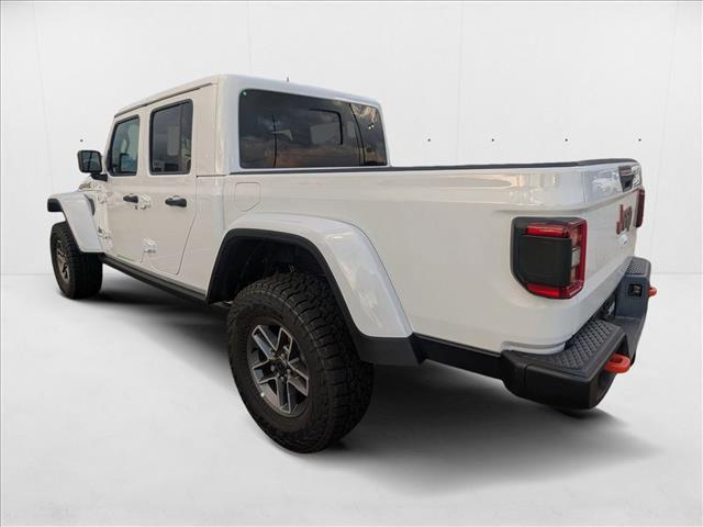 new 2025 Jeep Gladiator car, priced at $43,739