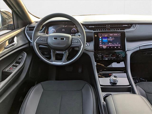 new 2025 Jeep Grand Cherokee car, priced at $41,825