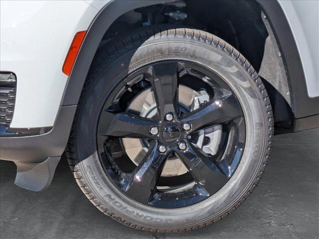 new 2024 Jeep Grand Cherokee L car, priced at $42,991