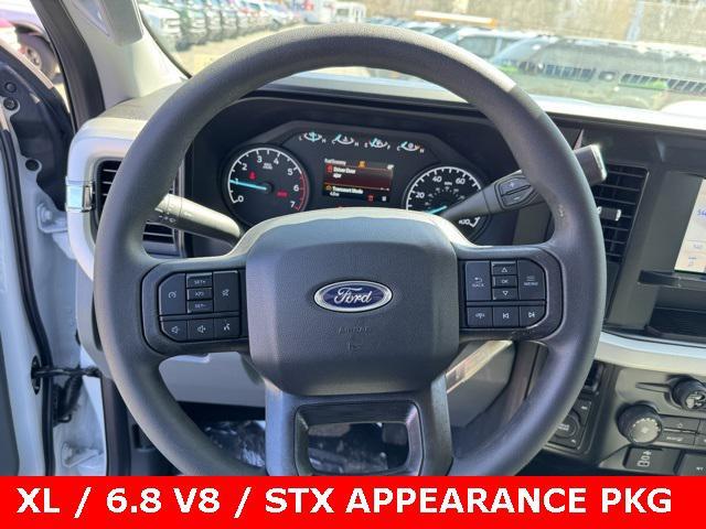 new 2025 Ford F-250 car, priced at $60,905