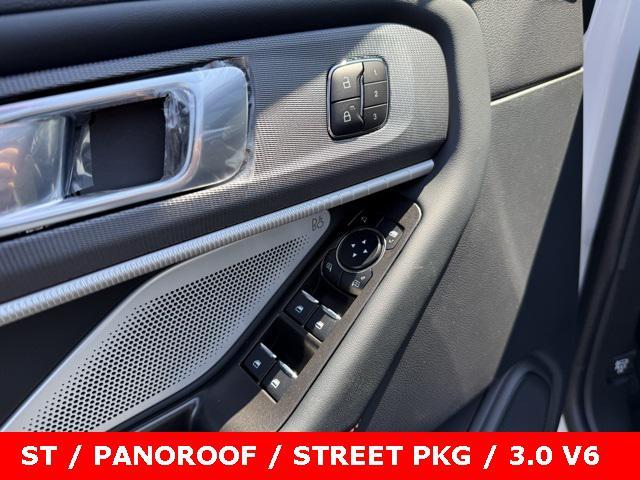 new 2025 Ford Explorer car, priced at $58,500