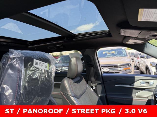 new 2025 Ford Explorer car, priced at $58,500