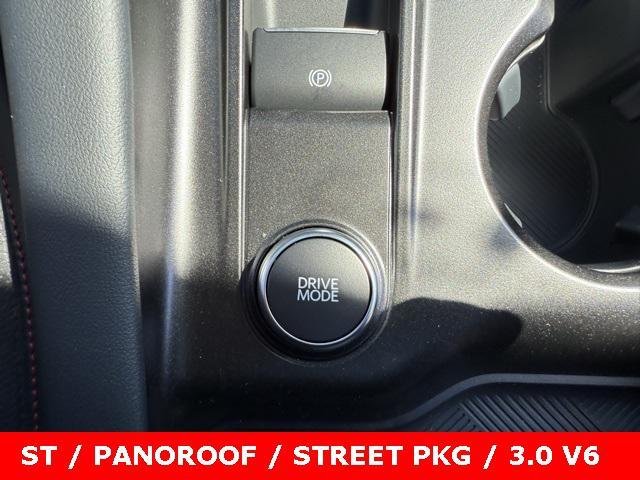 new 2025 Ford Explorer car, priced at $58,500