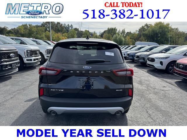 new 2024 Ford Escape car, priced at $26,100