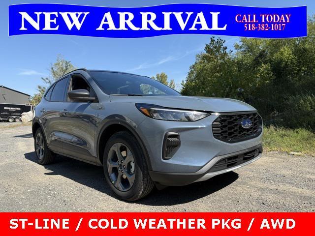 new 2025 Ford Escape car, priced at $31,800