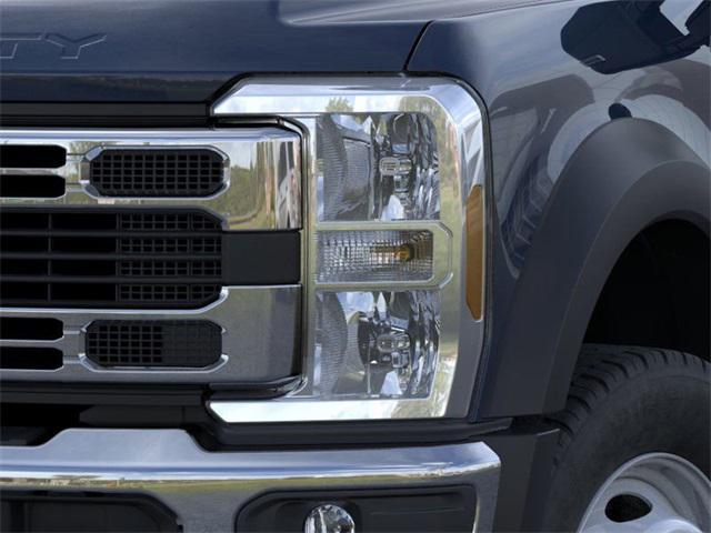 new 2025 Ford F-450 car, priced at $63,000