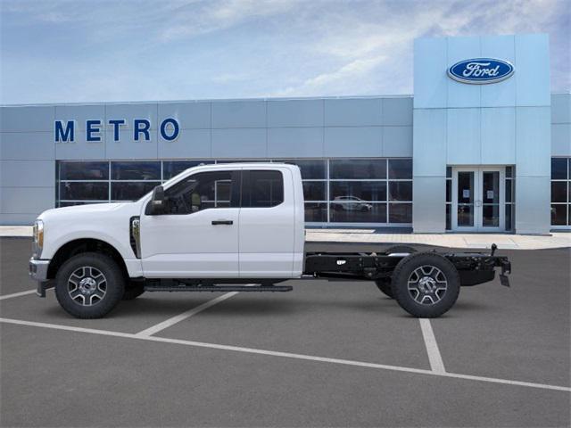 new 2025 Ford F-350 car, priced at $64,370