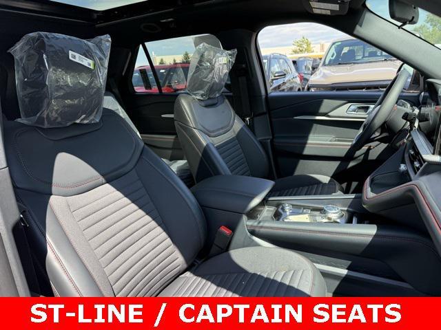 new 2025 Ford Explorer car, priced at $44,500