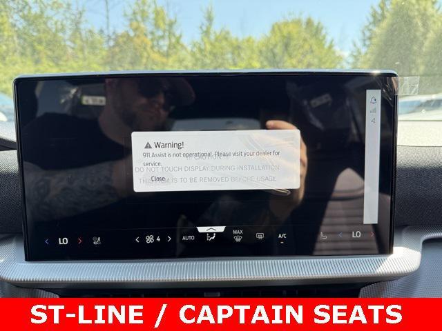 new 2025 Ford Explorer car, priced at $44,500