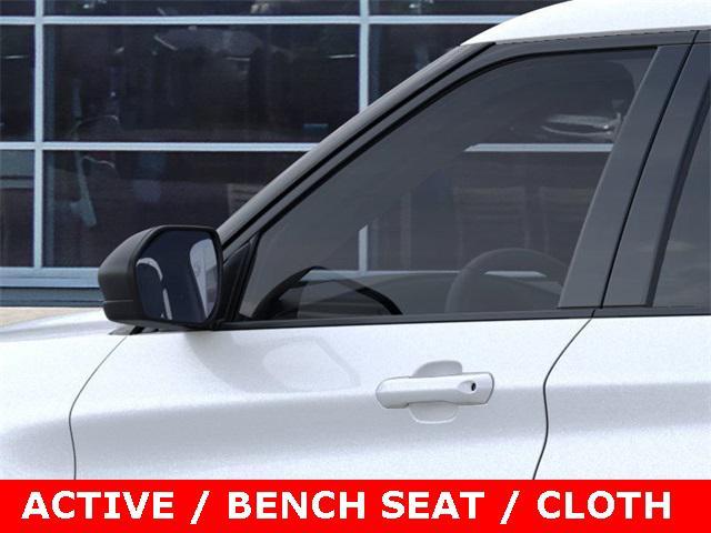 new 2025 Ford Explorer car, priced at $39,800