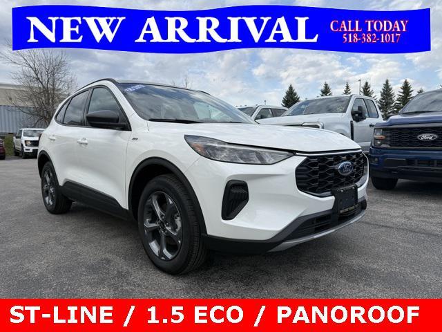 new 2025 Ford Escape car, priced at $30,000