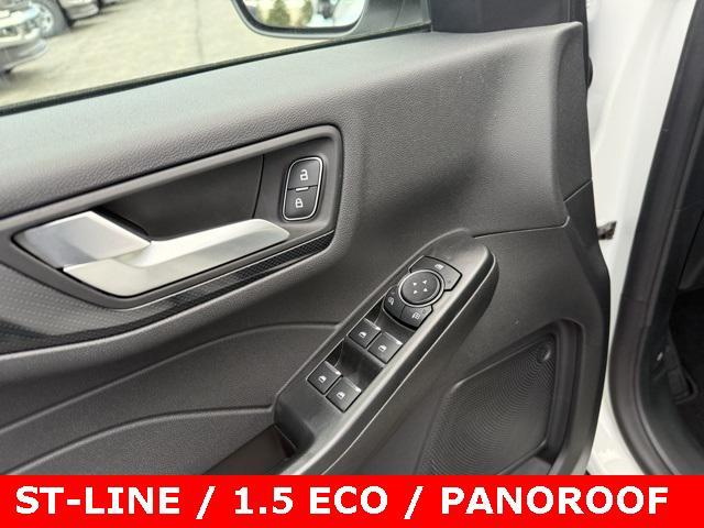 new 2025 Ford Escape car, priced at $30,000