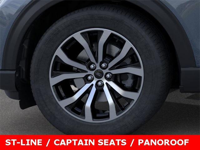 new 2025 Ford Explorer car, priced at $45,500