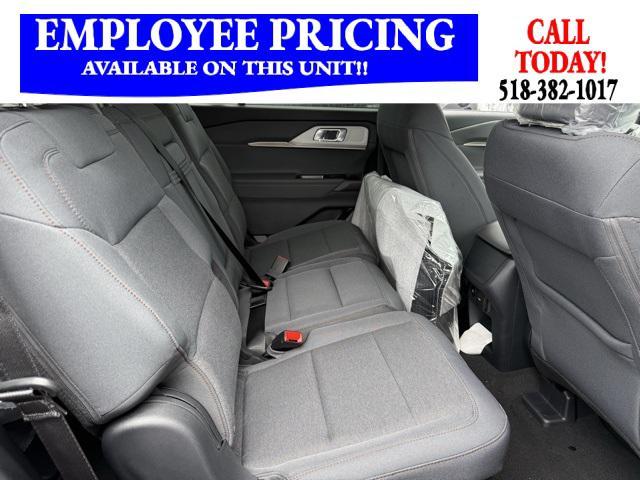 new 2025 Ford Explorer car, priced at $38,152