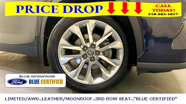 used 2021 Toyota Highlander car, priced at $31,900