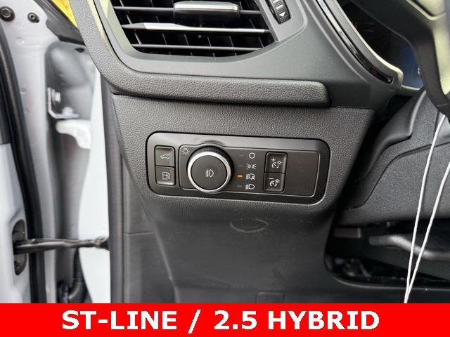 new 2025 Ford Escape car, priced at $31,000