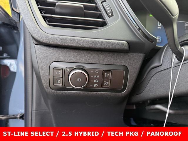 new 2025 Ford Escape car, priced at $33,500