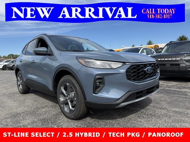 new 2025 Ford Escape car, priced at $33,500